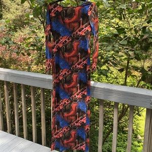 Vertigo maxi dress with high side slit size XS
